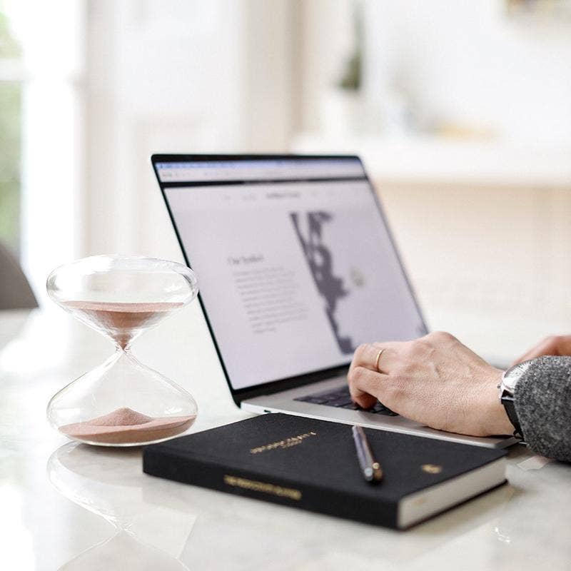 Intelligent Change - Wholesale Timer - Mindful Focus Hourglass 30 Minutes, Glass Sand Timer4