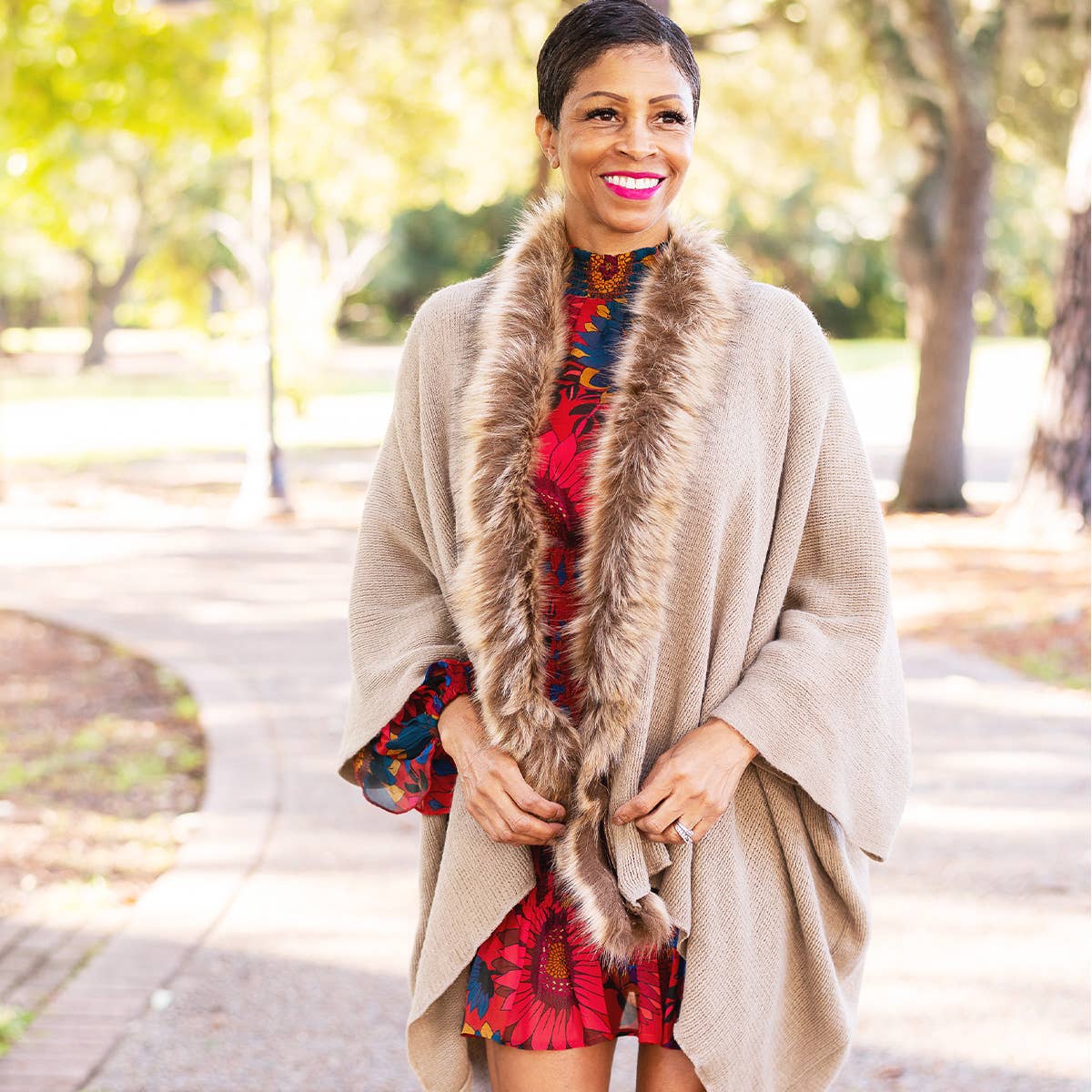 Viv&Lou - Vente Châle – femme - Châle Pippa en fausse fourrure beige2