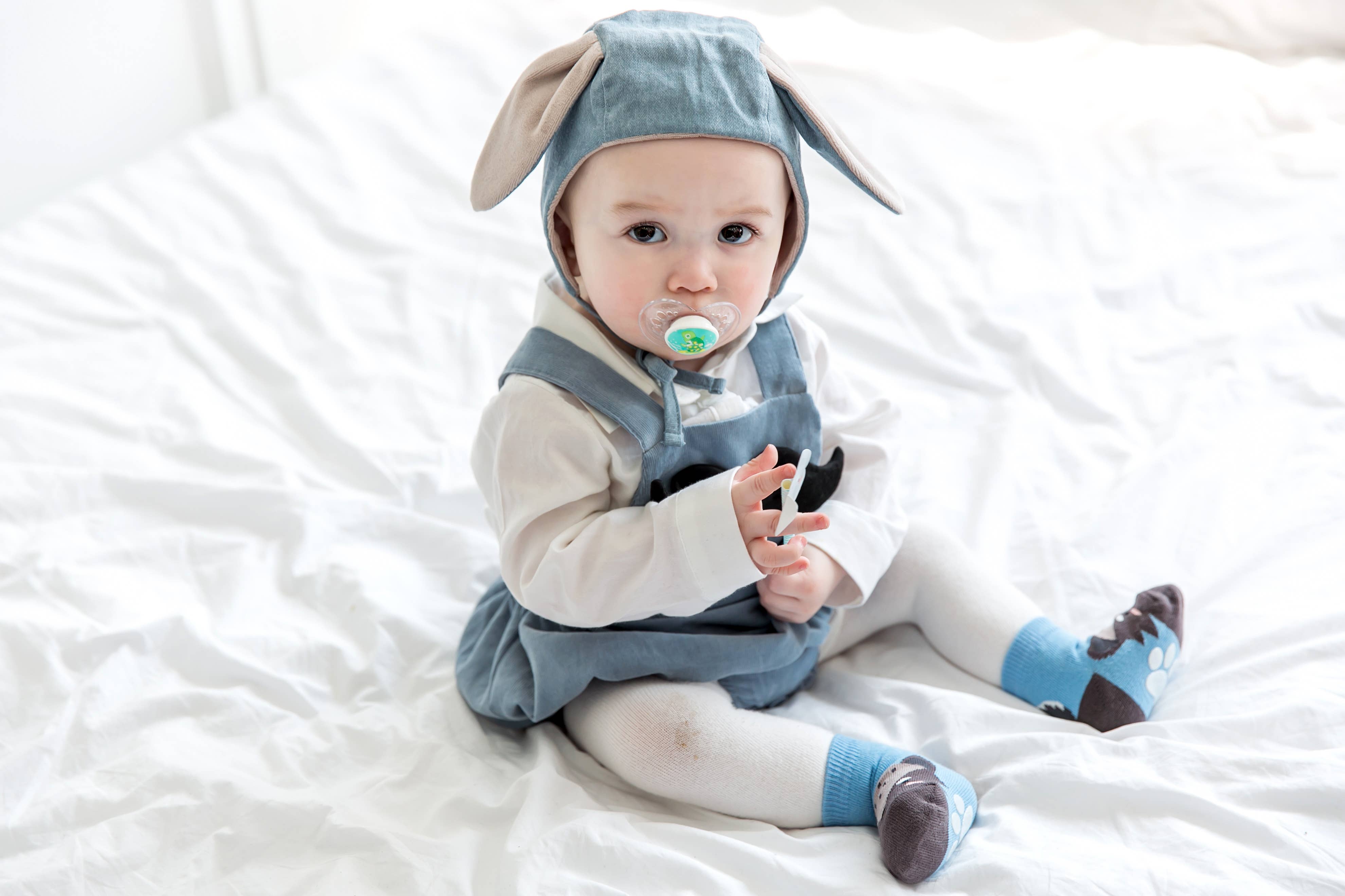 Grey Wolf Zoo Baby Animal Socks for wholesale on Faire2