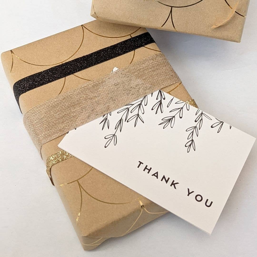 Ofelia & Co. – wholesale Wrapping paper roll – Kraft Wrapping Paper W/ Gold Foil Scallop Detail 24" W x 30'3