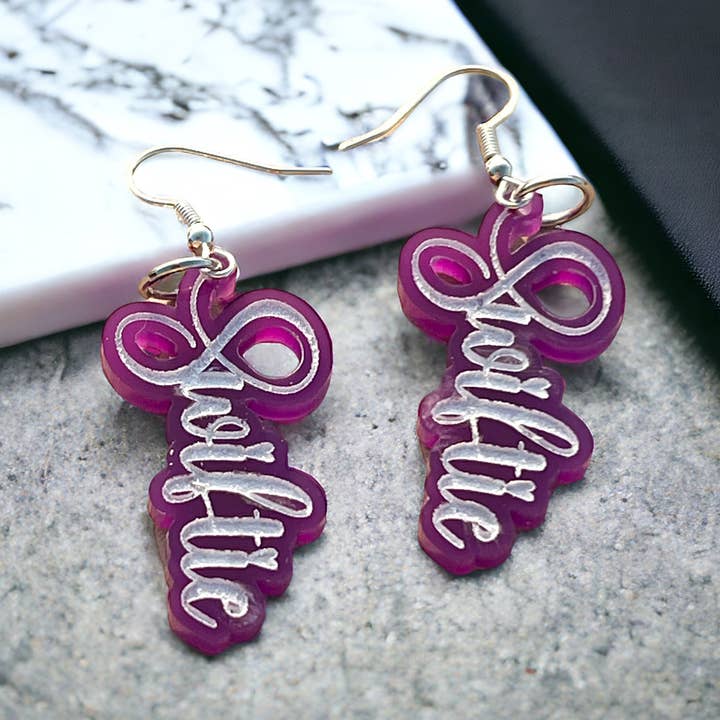 Boucles d'oreilles Swiftie violettes pour la vente par Y'all-ternative
