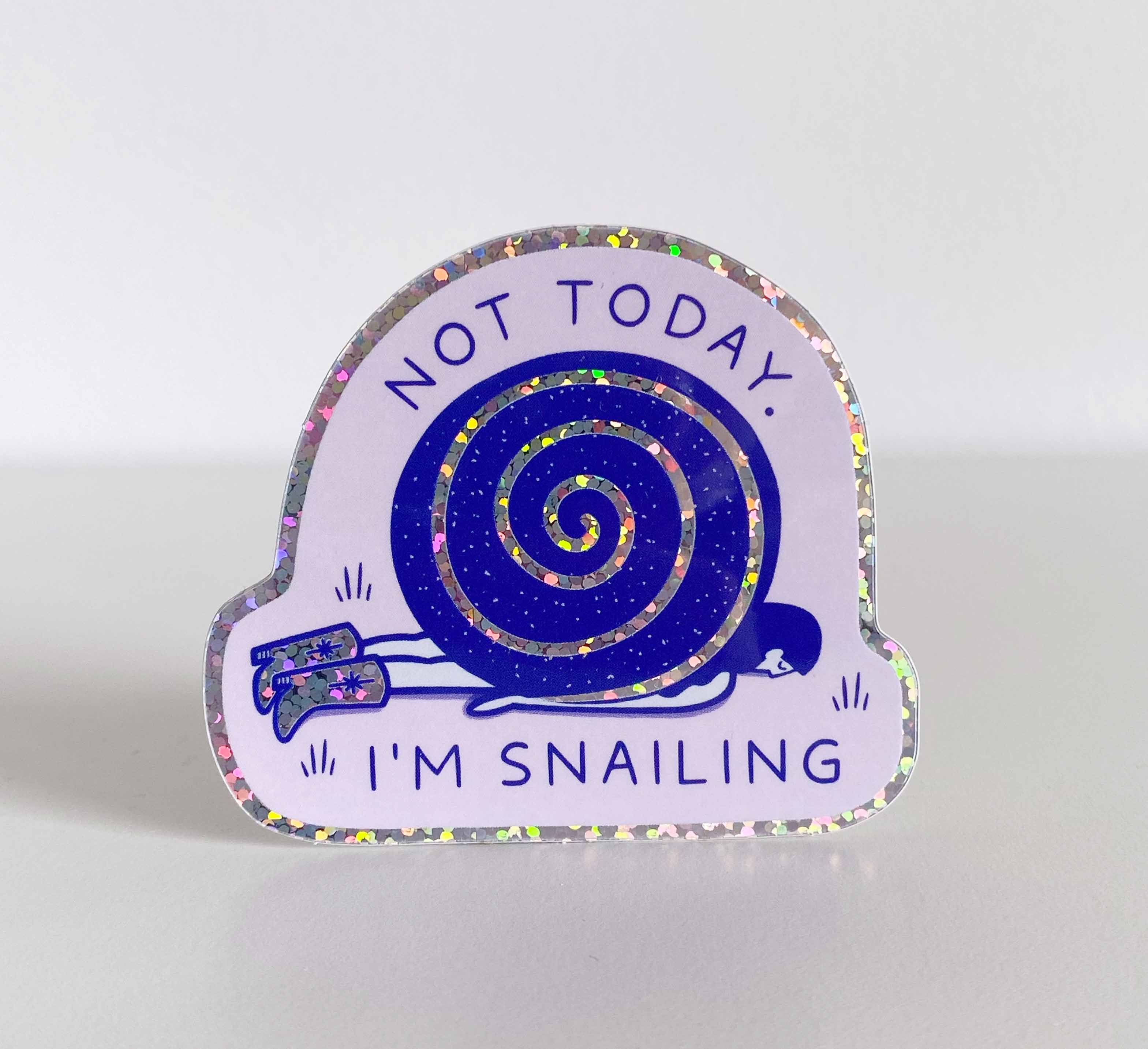 Sentient Stories – Großhandel Aufkleber – Glitzer-Vinyl-Aufkleber „Snailing“