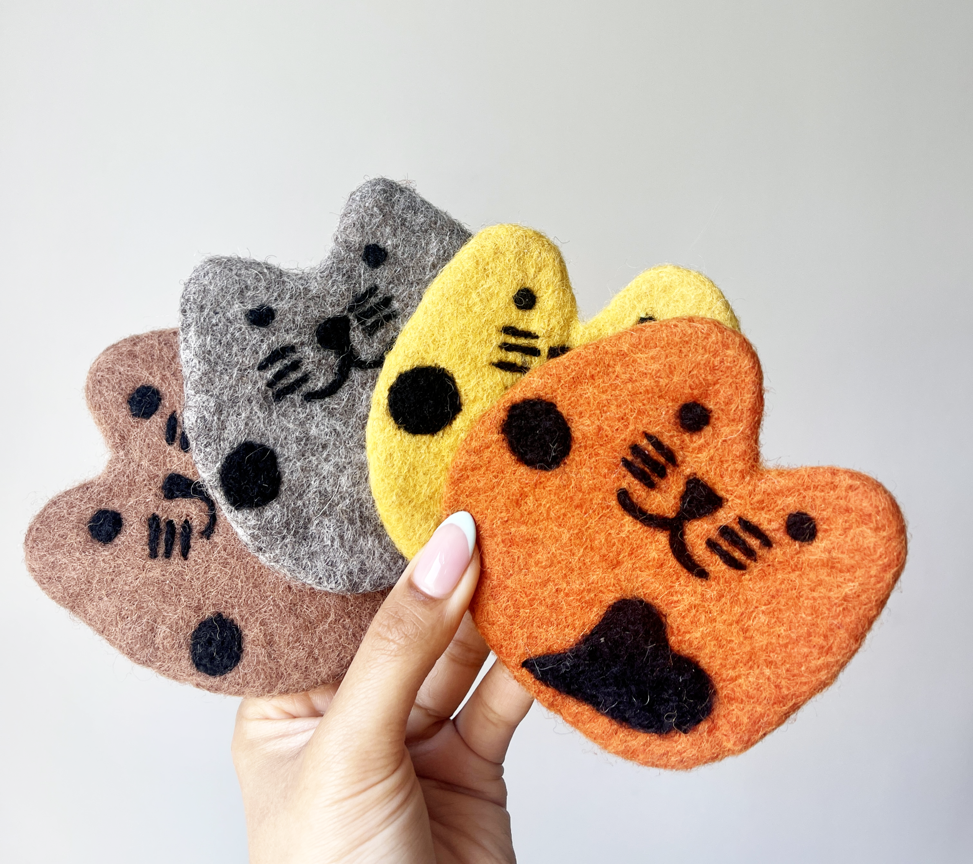 Everest Pet Supply & Gifts – wholesale Coasters – Cat Coaster Set of 4, 100% Wool, Needle Felted, Handmade   0