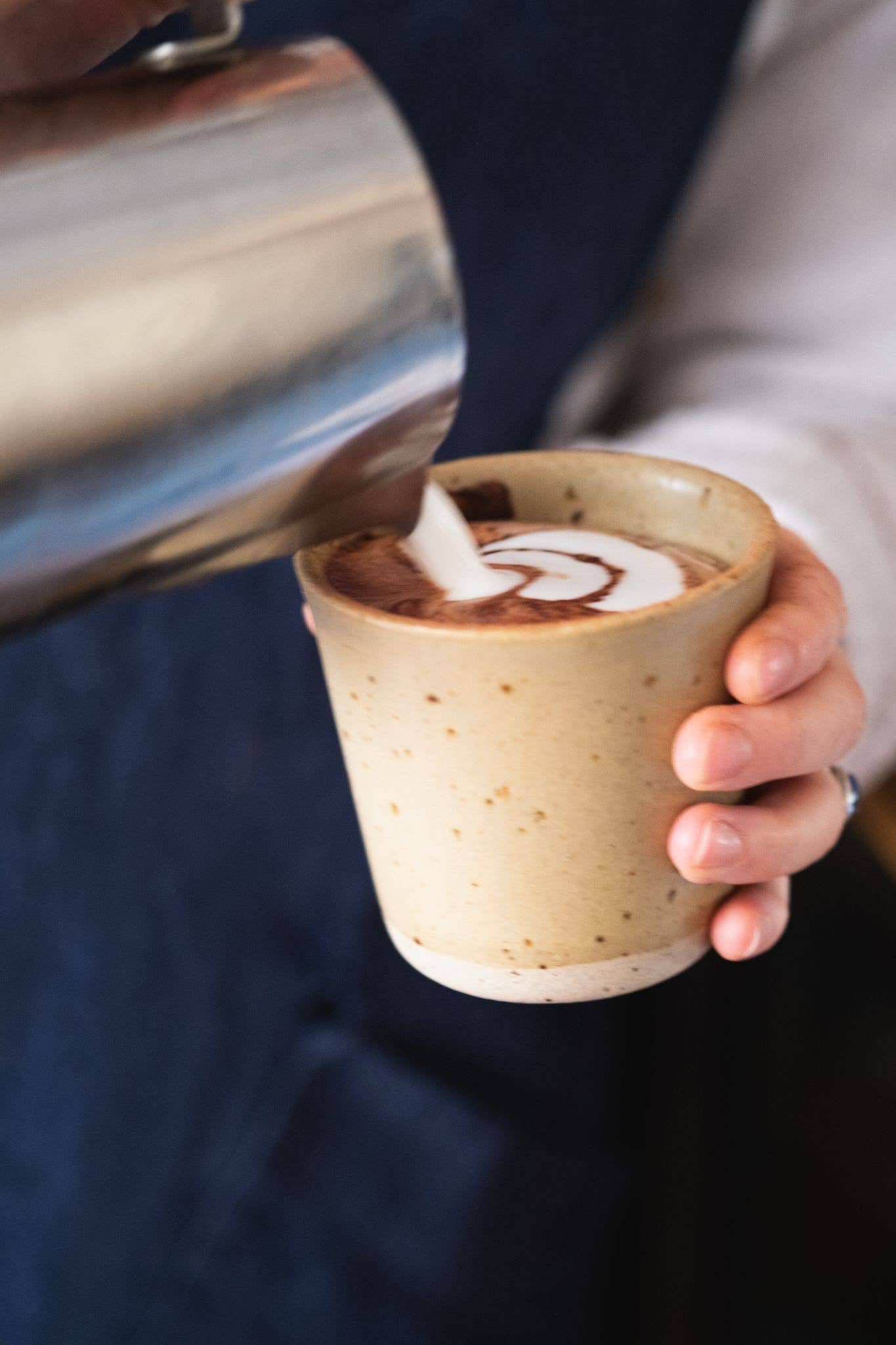 Harth Chocolate – wholesale Hot cocoa mix/kit – HARTH Barista Dark Hot Chocolate5