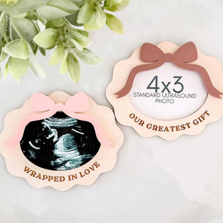 Pregnancy Announcement Ultrasound Fridge Magnet with Bow for wholesale by Etchedoccasionsshop