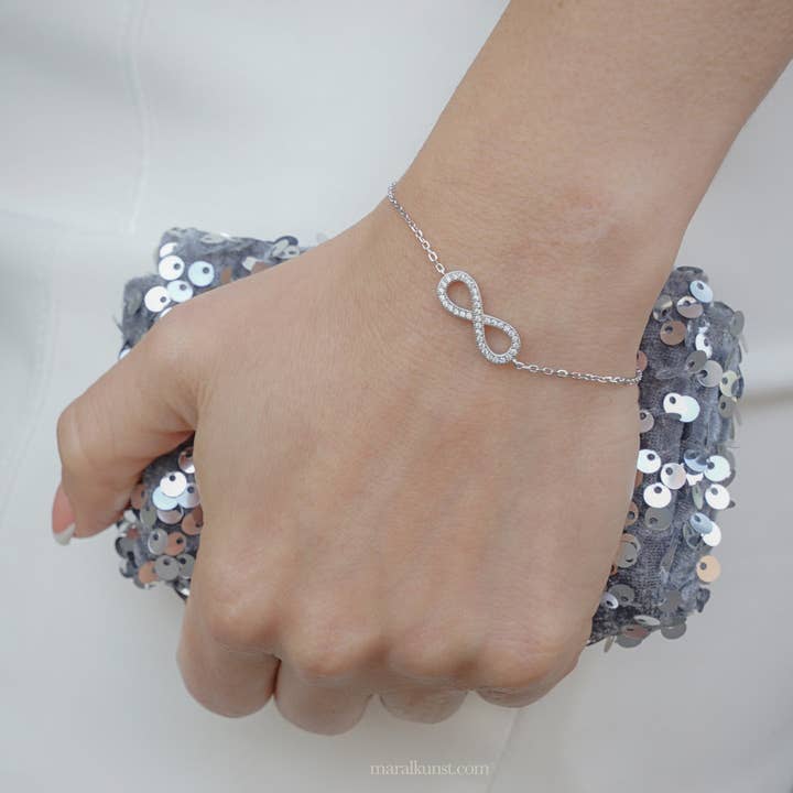 Infinity Silver Bracelet for wholesale by Maral Kunst