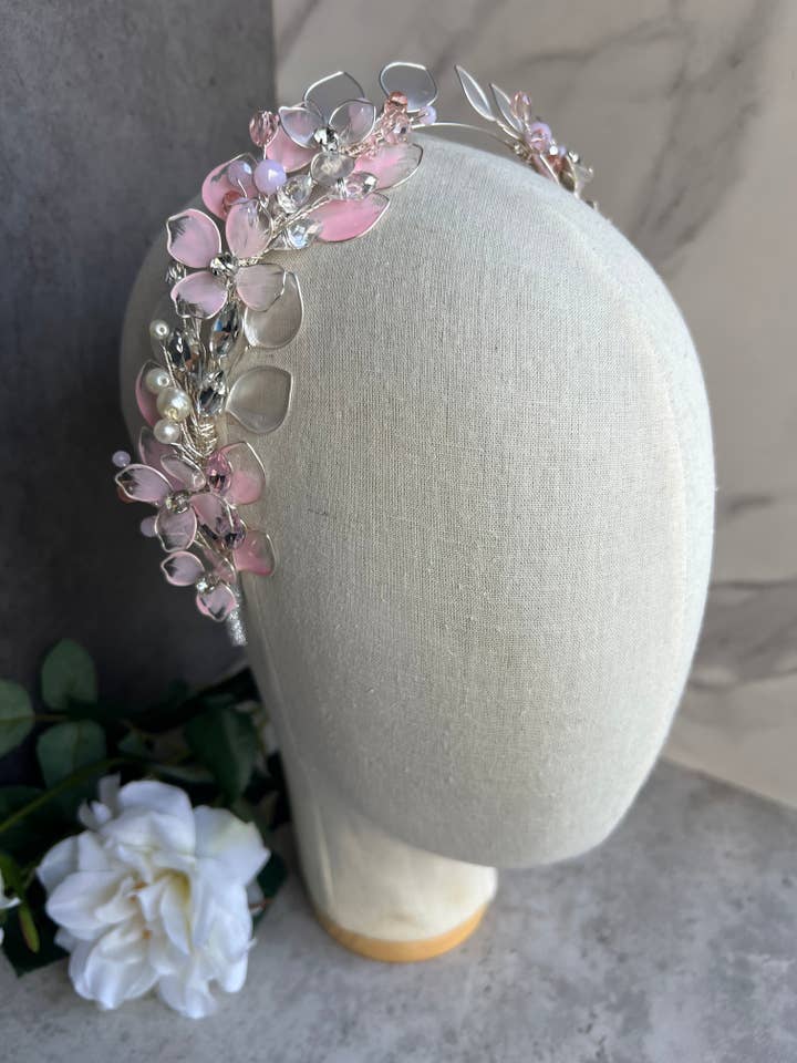 Diadème de communion rose blush et perle pour la vente par Preciuspearls