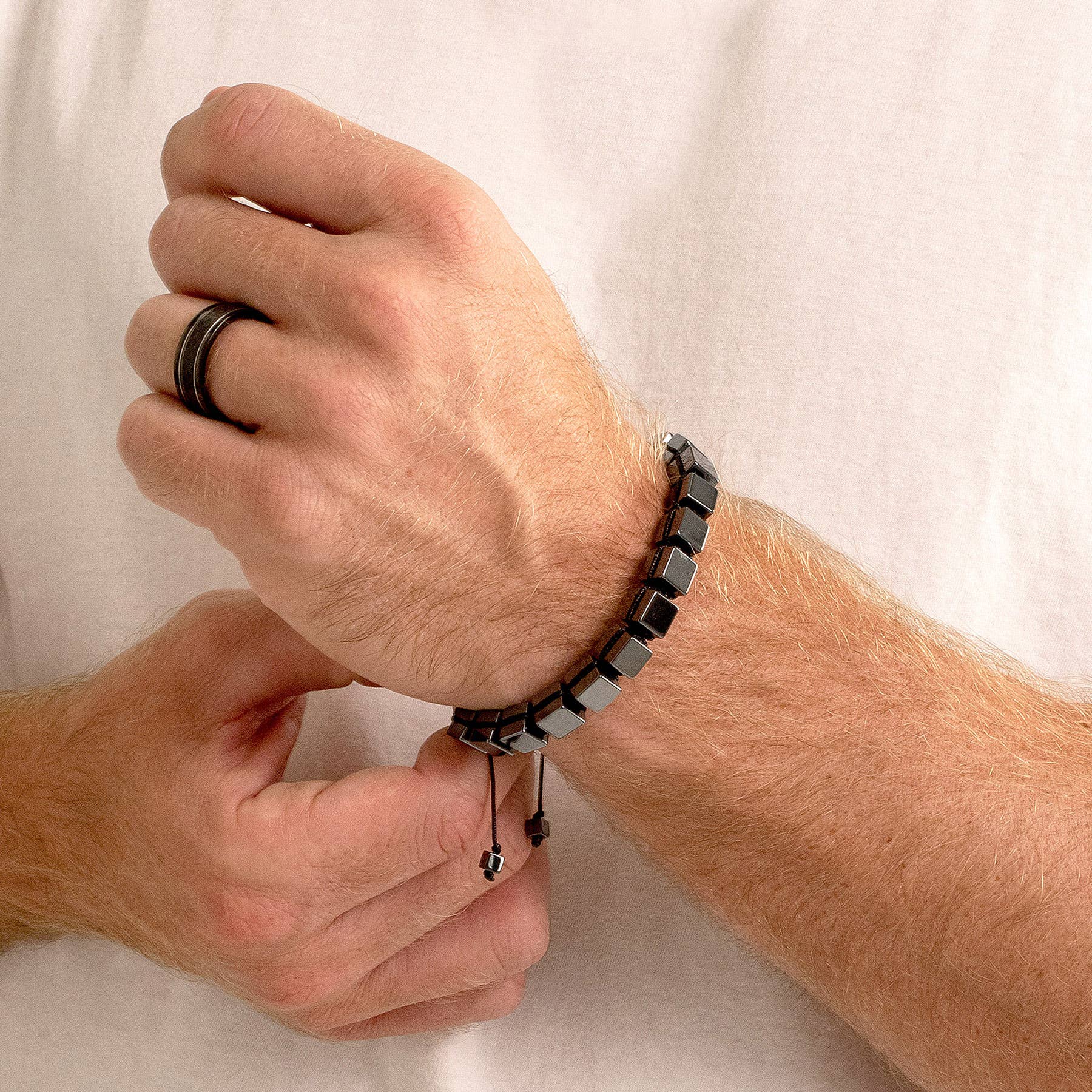 West Coast Jewelry - Vente Bracelet de perles - Bracelet réglable en pierre cubique en hématite - 8 mm3