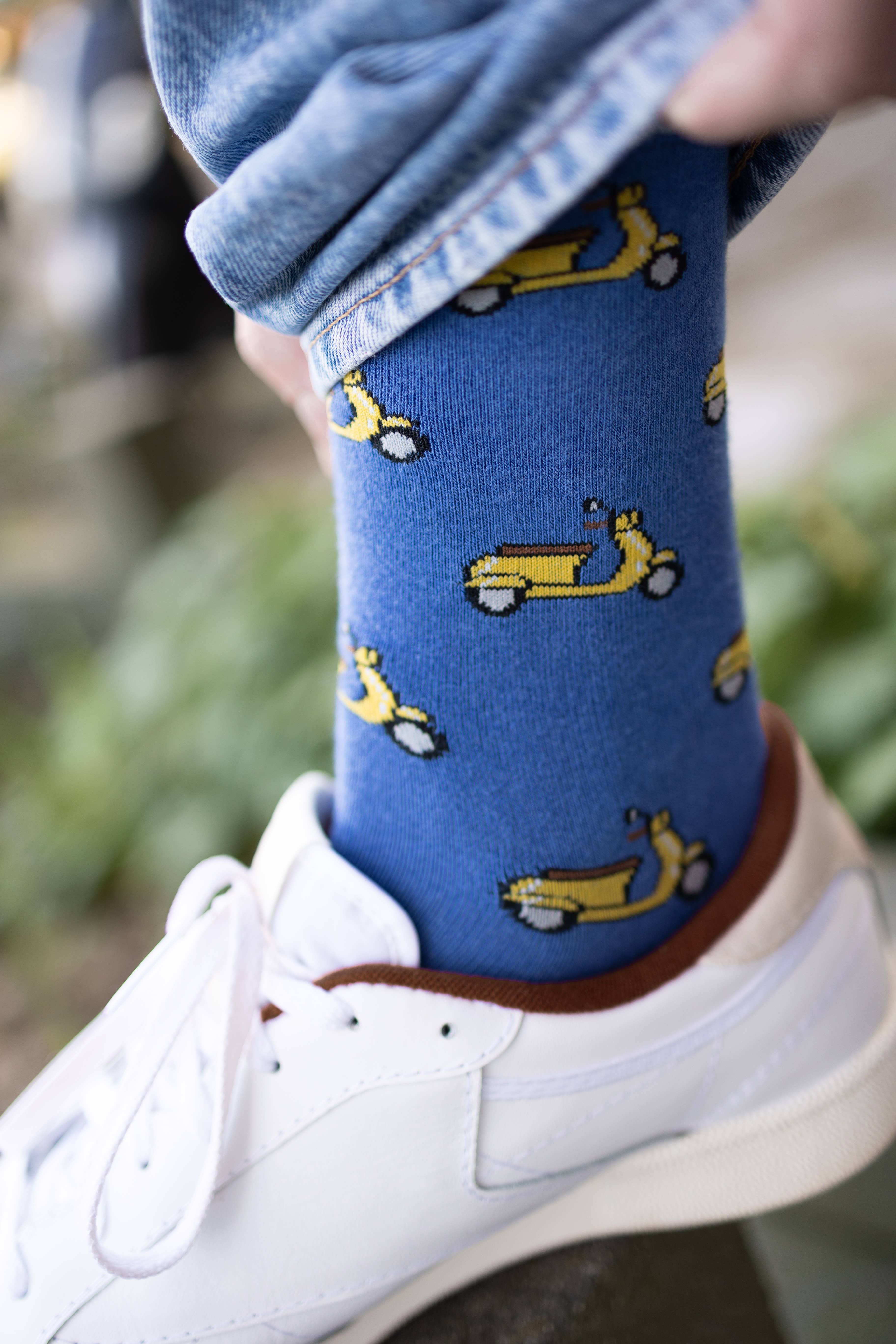 Slopes&Town - Wholesale Socks - Unisex - Sky Blue and Yellow Vespa Bamboo socks2