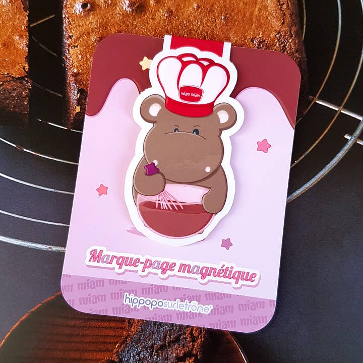 Marque-page magnétique - Obbie - Super-Héros pour la vente par Hippopo sur le trône