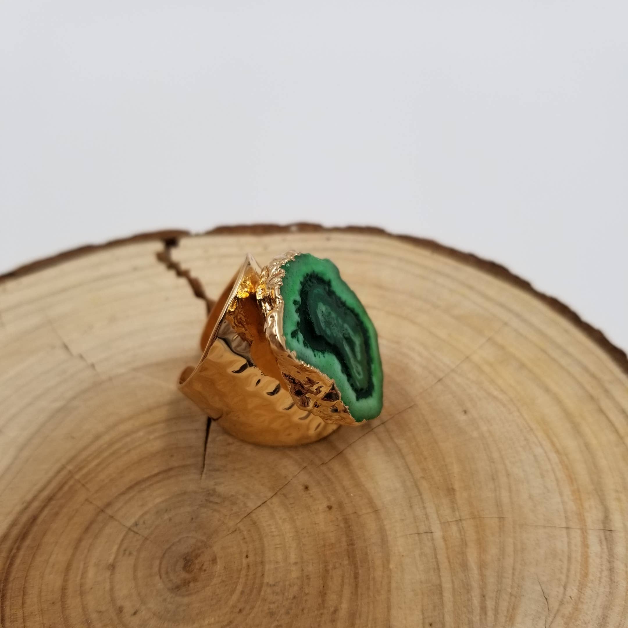 CHAKRA JEWELRY - Wholesale Cocktail/gelegenheidsring - Ruw geslepen stenen ring4