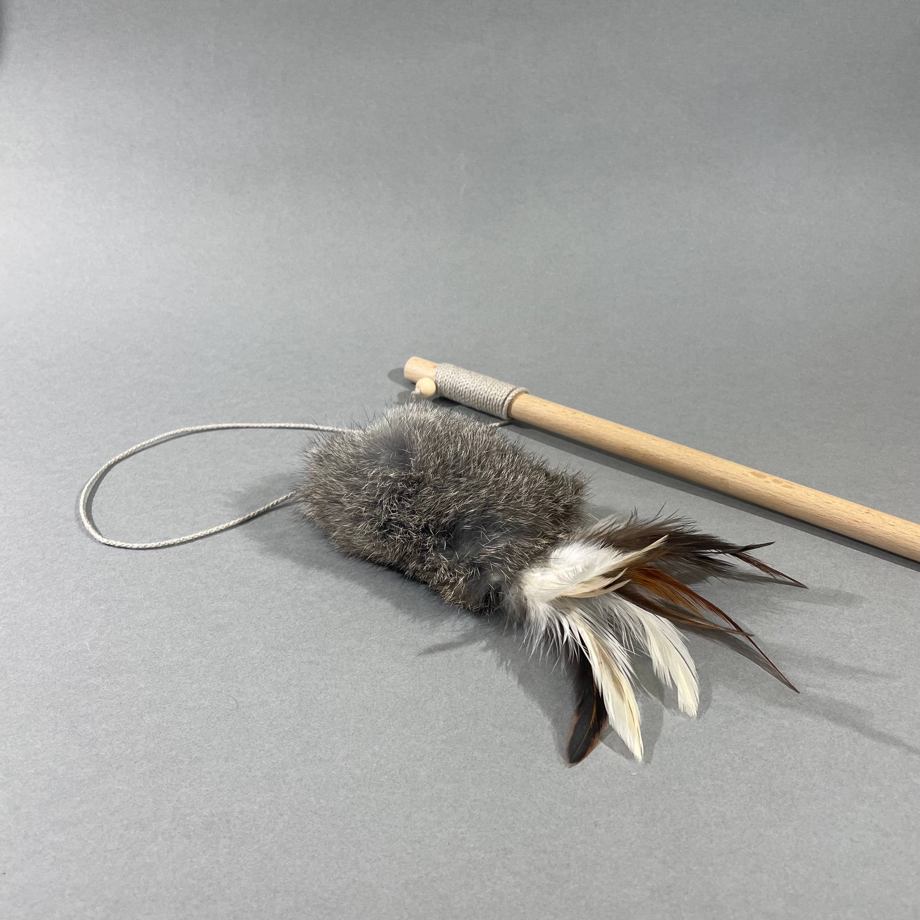 Pawsome Pet Toys - Wholesale Pet Toy - Cat - Natural wand toy, Cat teaser with rabbit fur and feathers1