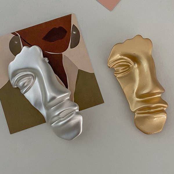 Plush Looks - Vente Broches - Broche de masque mat vintage rétro artistique