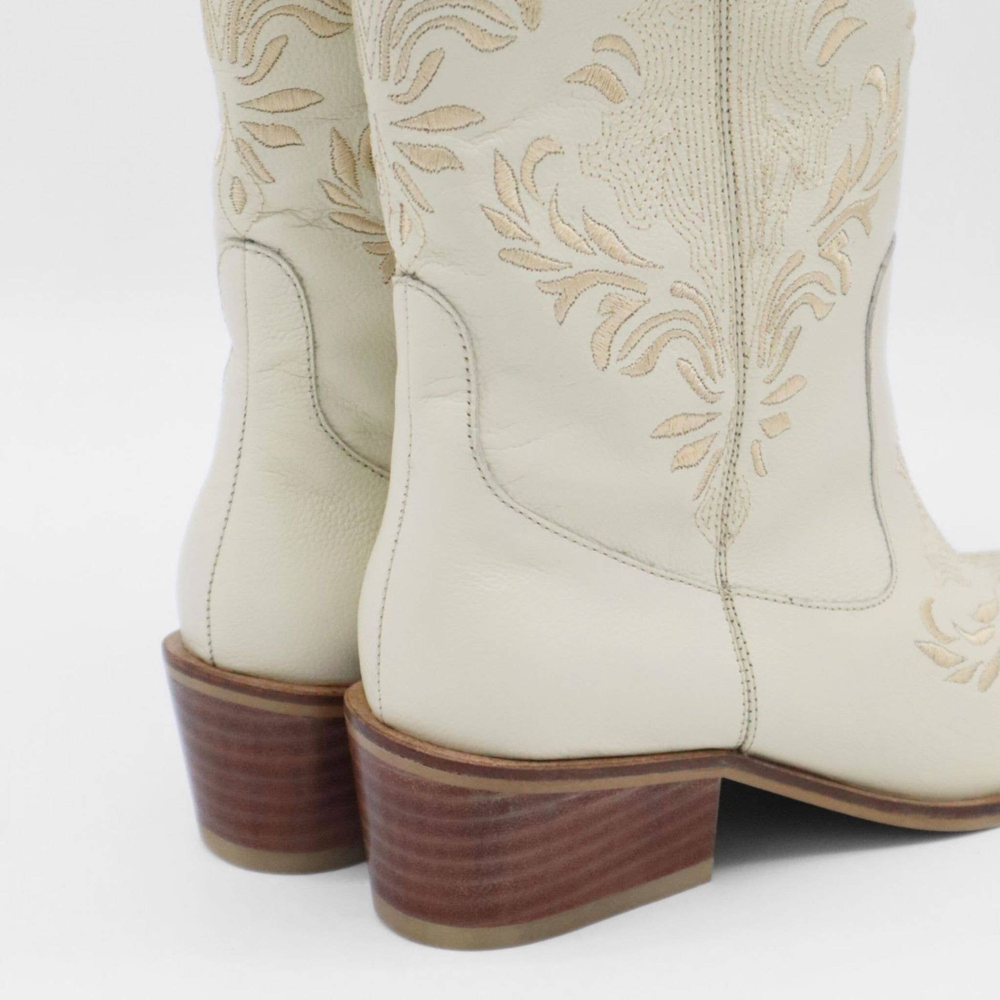 Jolene western cowboy boots in ivory leather women shoes for wholesale on Faire5