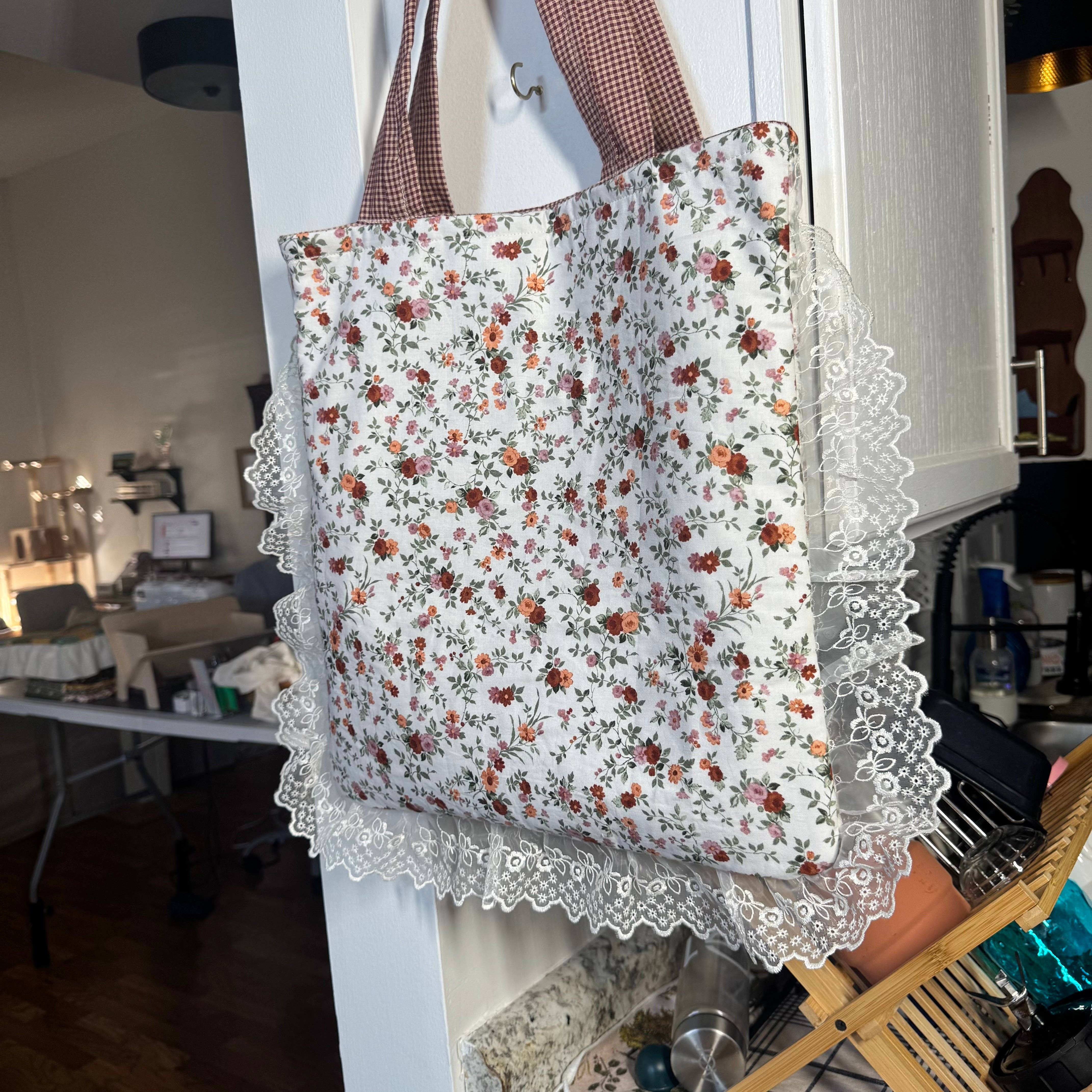 Hannah Tyme Designs - Wholesale Tote Bag - Women's - Ruffle Tote in Secret Rose Garden2