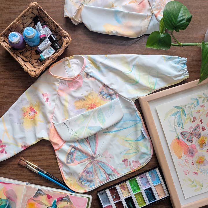 Micasso & Co - Wholesale Apron - Kids - Long-sleeve bib with integrated pocket1