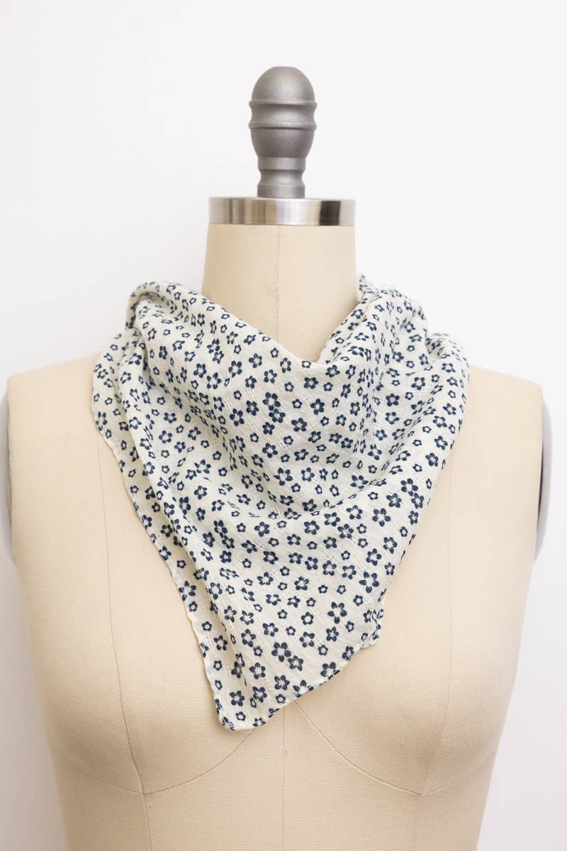 Leto Accessories – wholesale Scarf – Women's – Light Printed Small Pattern Neck Scarf8