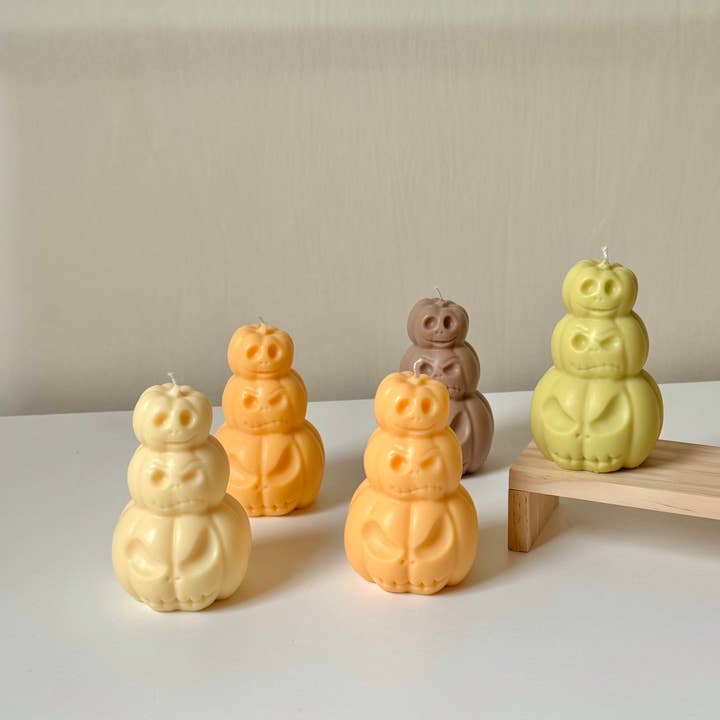 Halloween Stacked Pumpkin Candle for wholesale by Kirrou