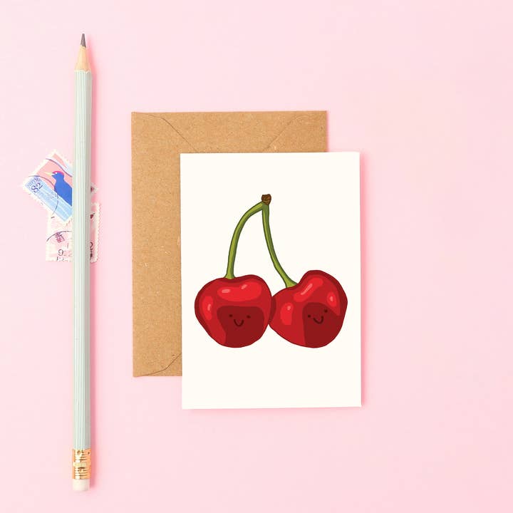 Mini Kirsebær Kort | Sødt Frugt Kort | Lille Kærlighedskort for engroshandel hos You've Got Pen On Your Face