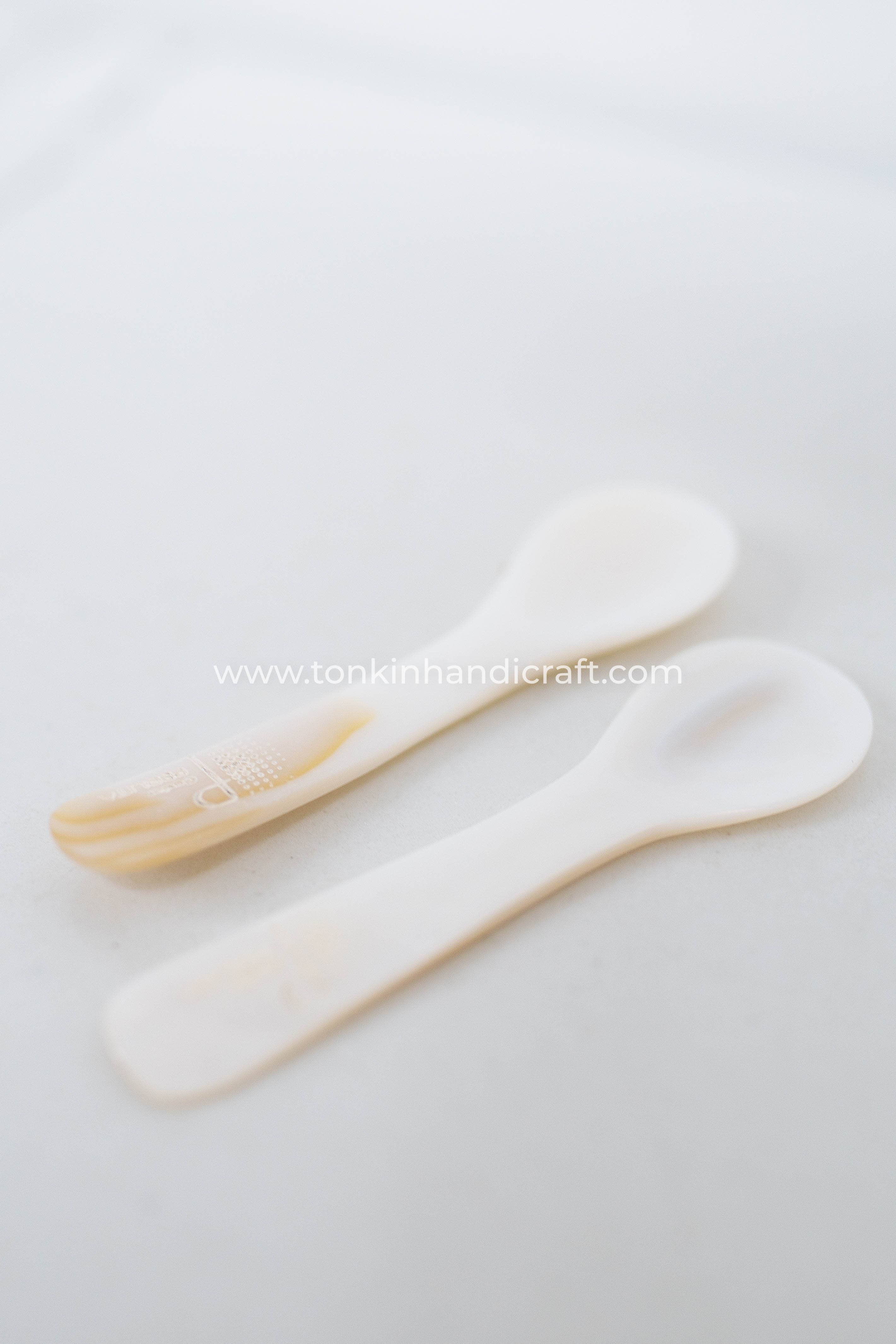 Tonkin Handicraft – wholesale Bordssked (Bestick) – Sked av pärlemorsskal3