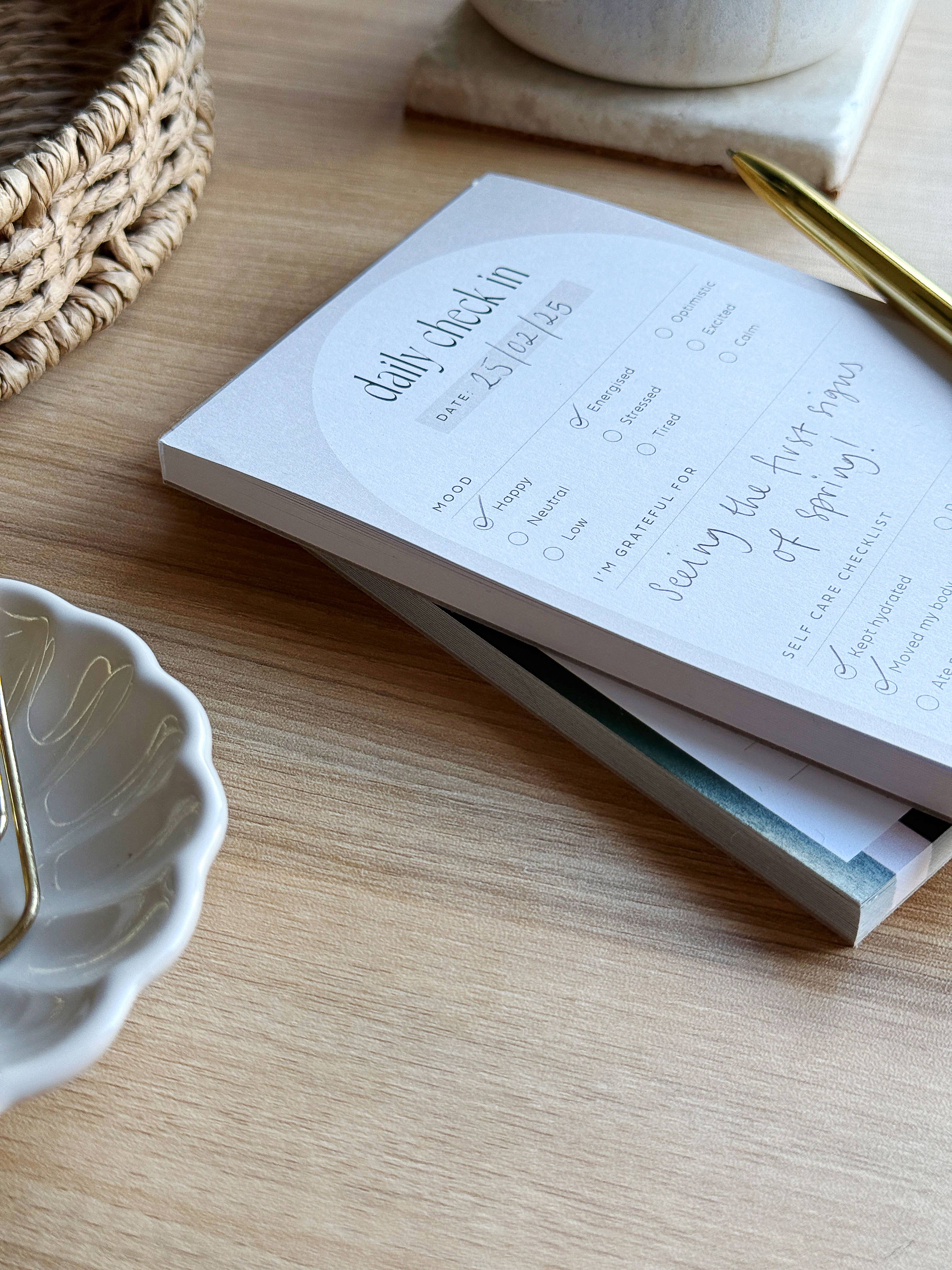 AIM Studio Co – wholesale Notepad – Daily Wellbeing Notepad: Mood Tracker, Gratitude & Self Care8