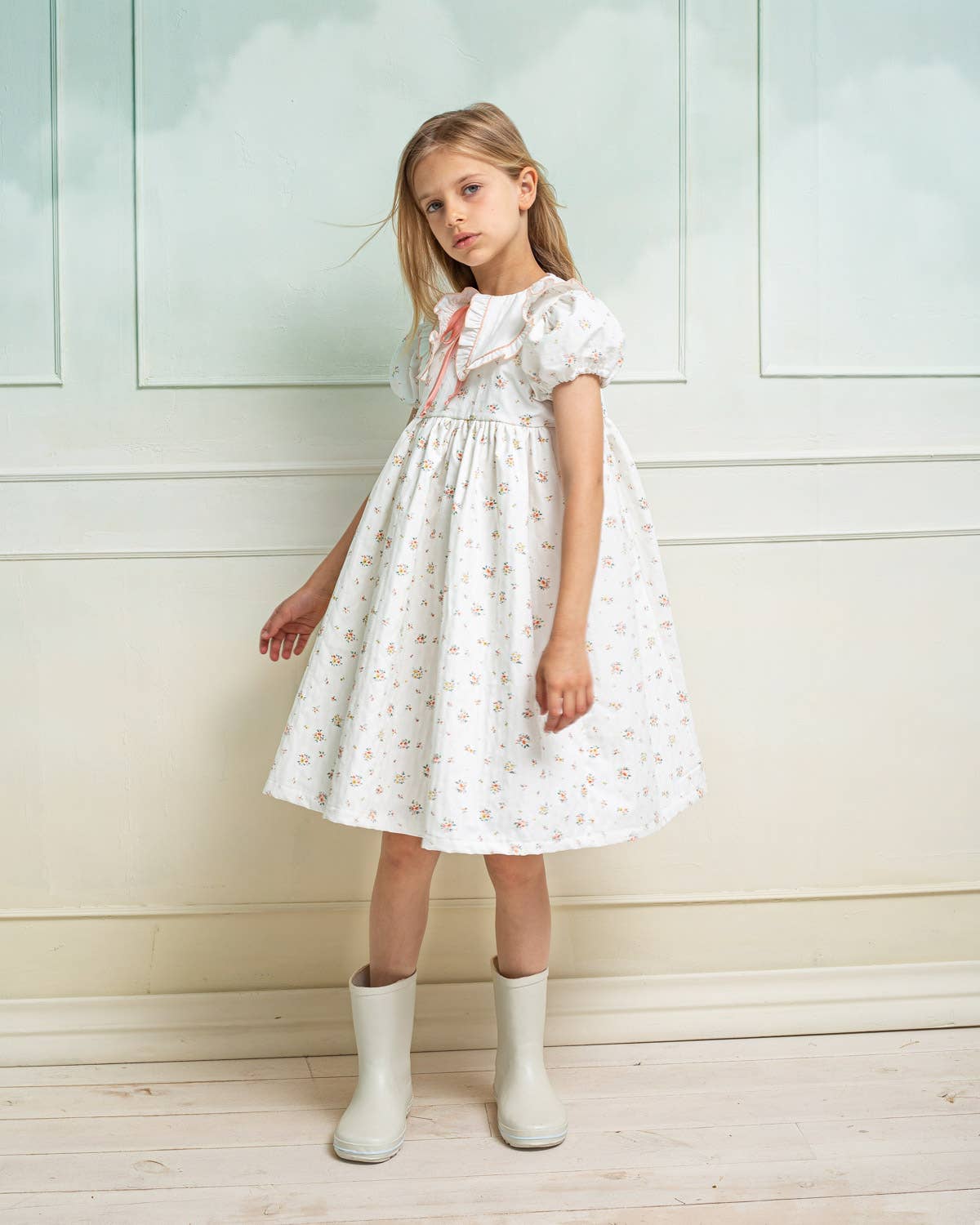 White Flowers Bella Dress Flower Print for wholesale on Faire1