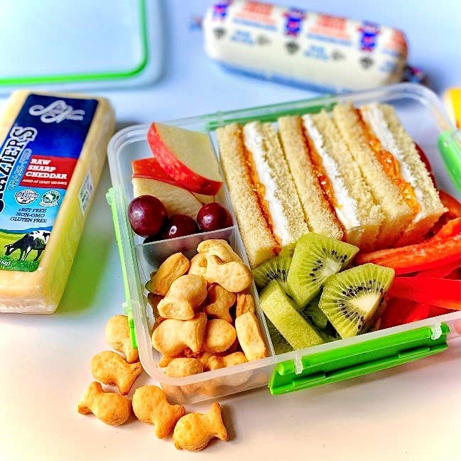 Sierra Nevada Cheese Company - Wholesale Cheese - Graziers Raw Milk White Cheddar Sharp 12/ 8 Oz2