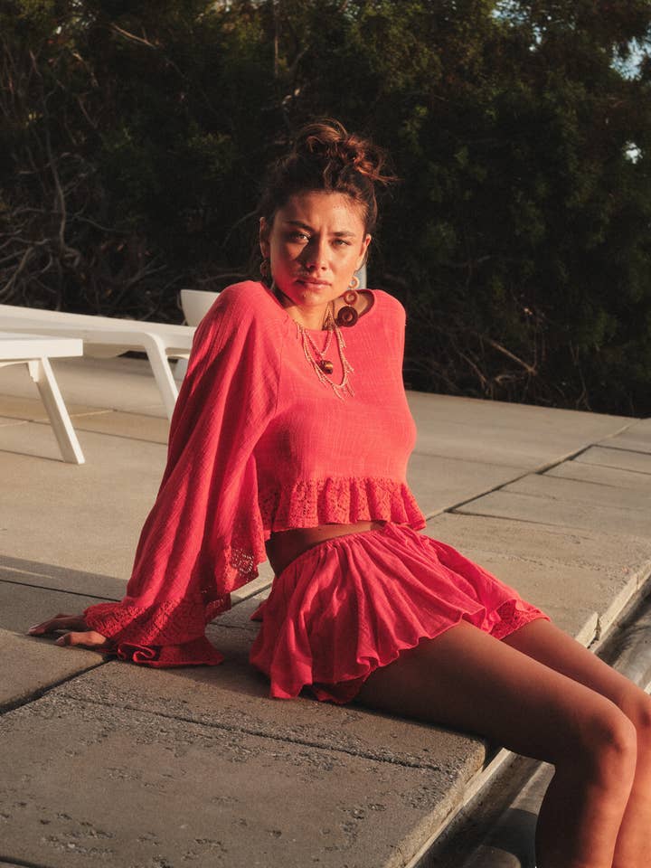 Baumwollgaze und Häkelspitze Rüschen Glockenärmel Kurzes Oberteil für den Großhandel von Promesa USA