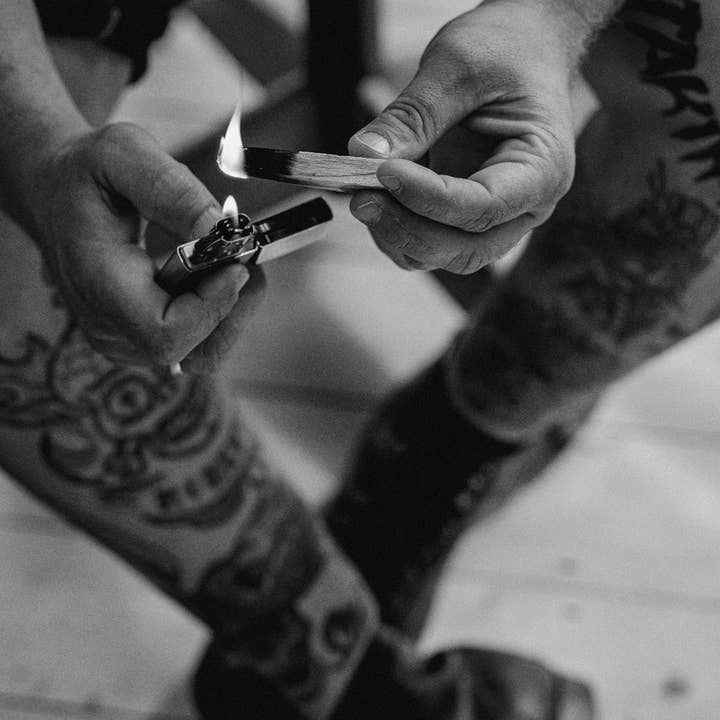 happen.studio - Vendita all'ingrosso Stick smudge - Palo Santo - Legno sacro