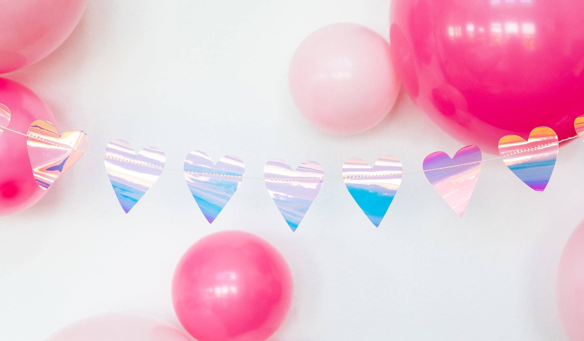 My Mind’s Eye – wholesale Partyskylt/-banderoll – VAL902 - Valentine skimrande hjärta banner1