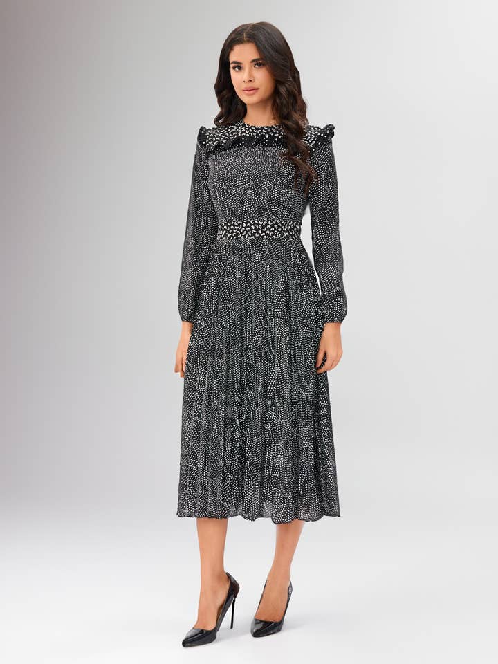 Abito midi a pois antracite per la vendita all'ingrosso da parte di Miss Finch NYC