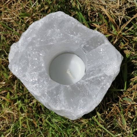 Raw Quartz Candle Holder for wholesale by Minéraux d'ailleurs