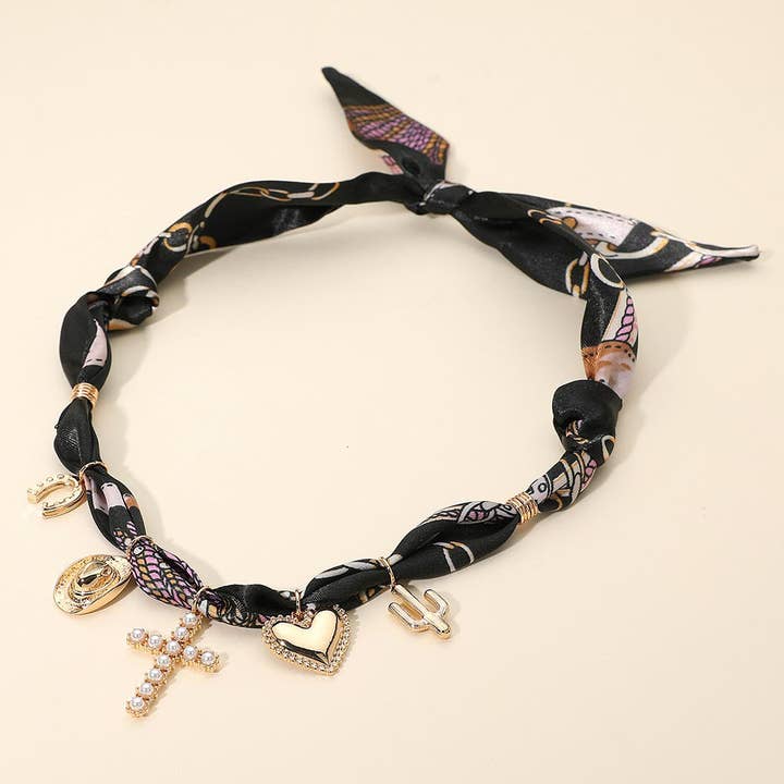 Colar de Lenço de Tecido com Tema Ocidental e Pingente de Cruz de Pérola por atacado de Sensibling Corp.