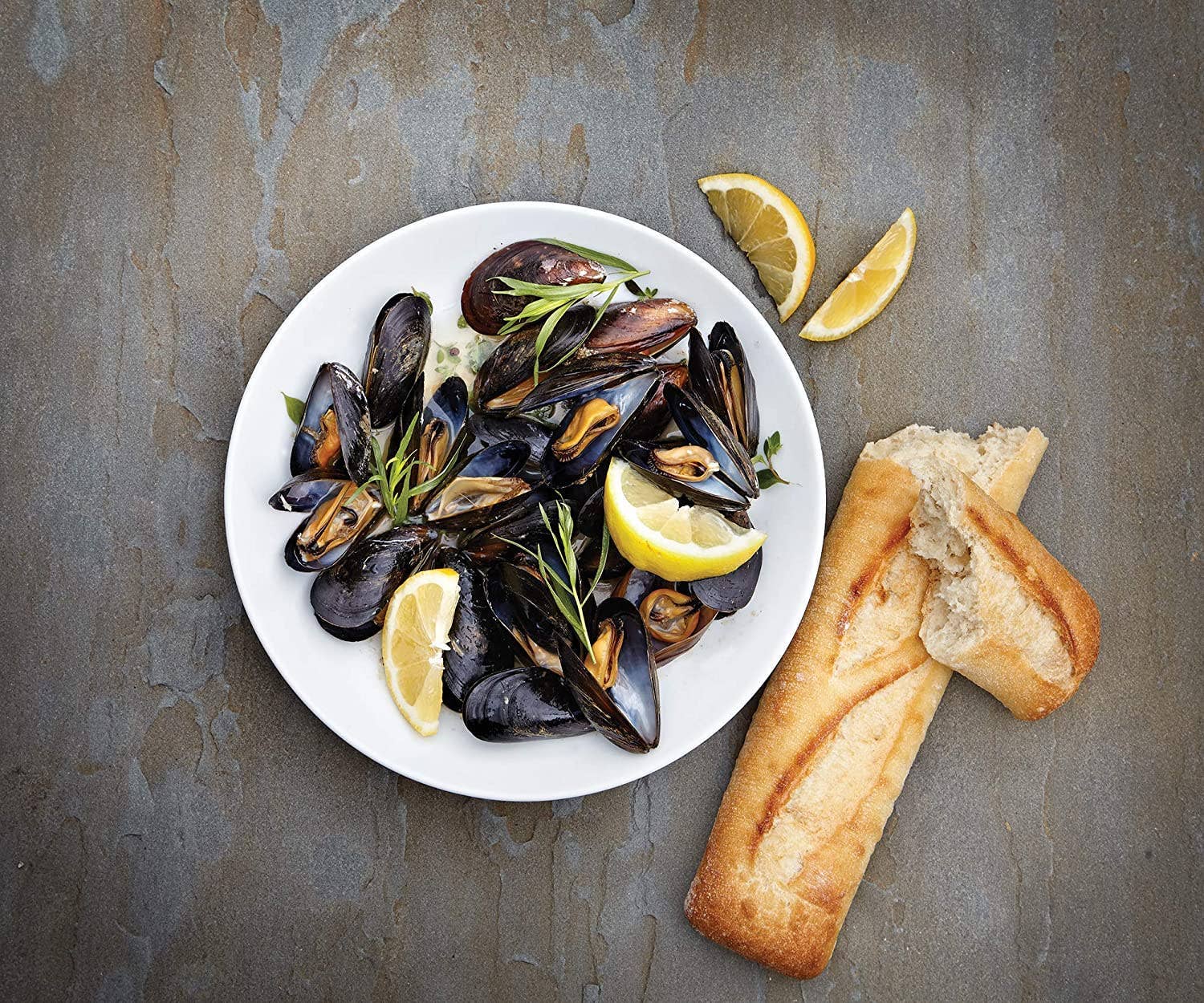 Fox Run Brands – Engroshandel Gryde – Outset støbejernsgryde til skaldyr og muslinger med låg, 2,5 quart2