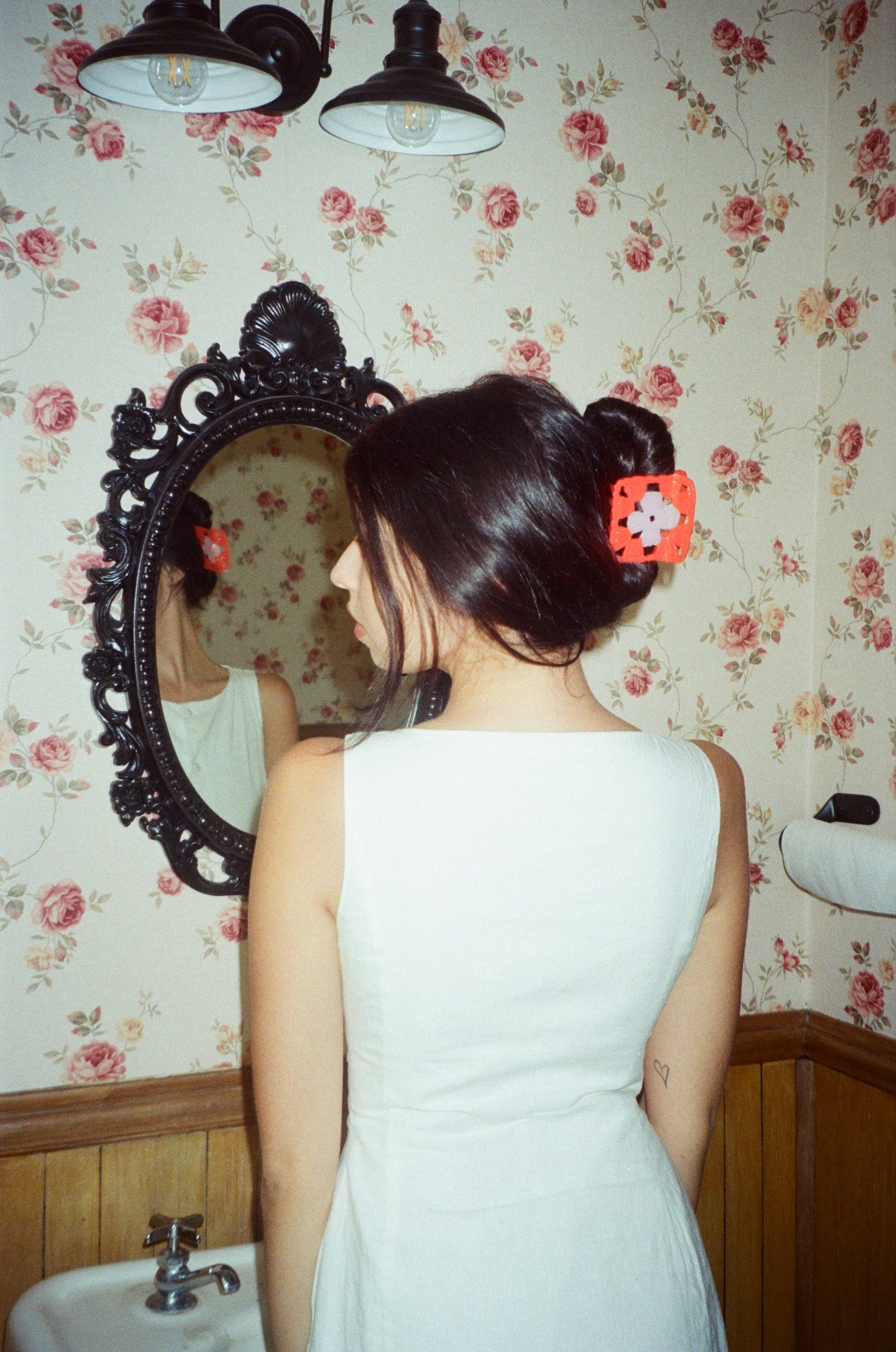 Hey Ricochet - Wholesale Hair Clip - Women's - Granny Square Claw7