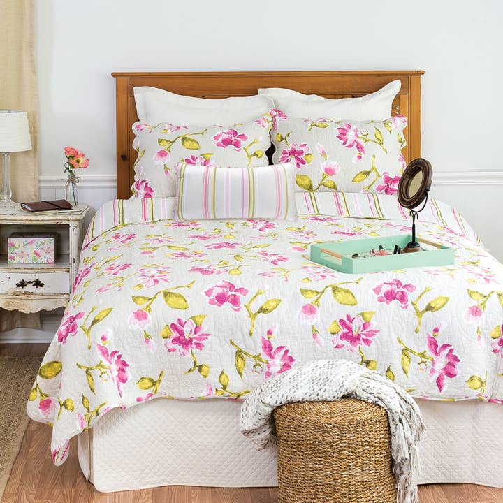 SALE Liliann Floral Quilt for wholesale by C&F Home