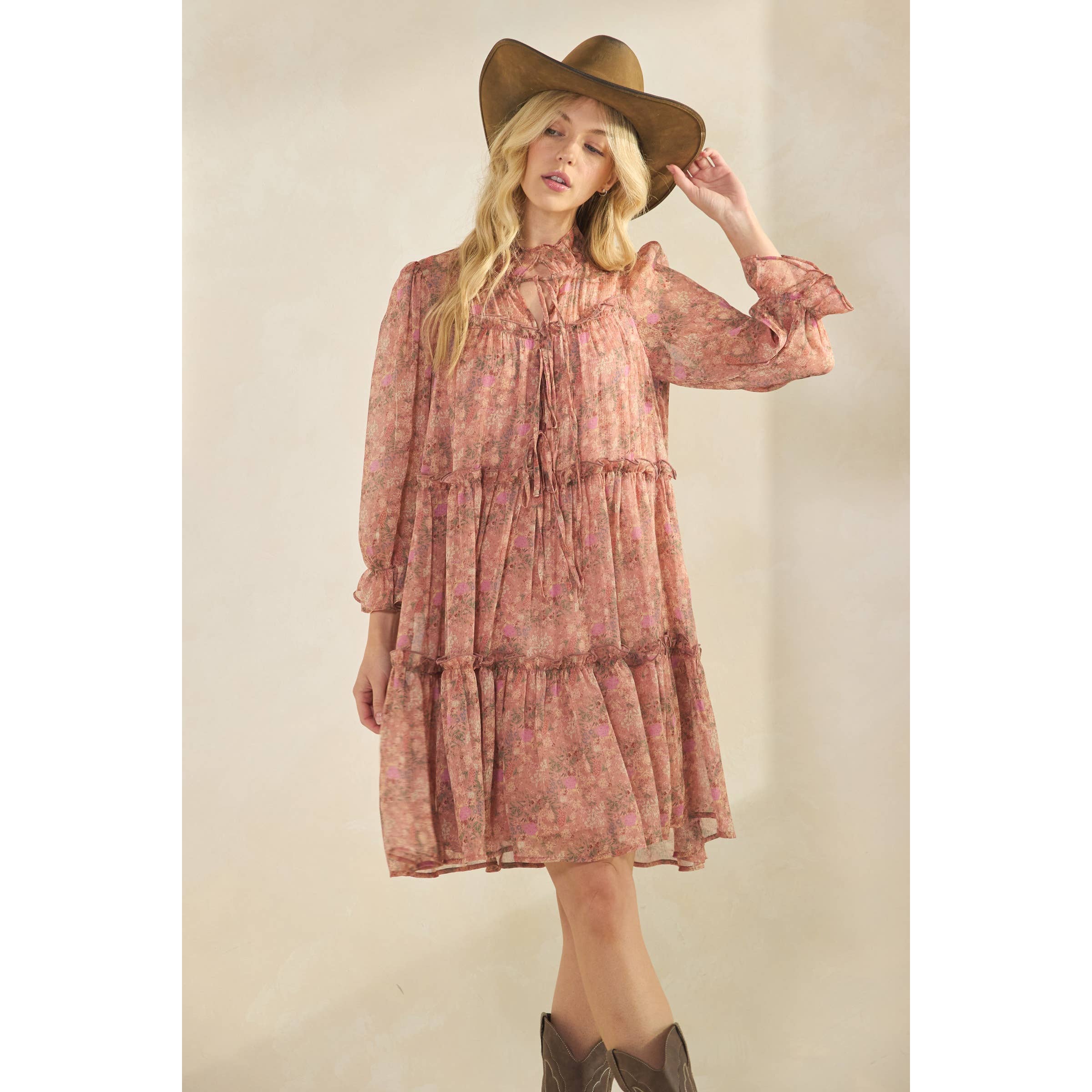 Sage + Fig - Wholesale Dress - Women's - VINTAGE-INSPIRED FLORAL TIERED RUFFLE DRESS (SD7768)11