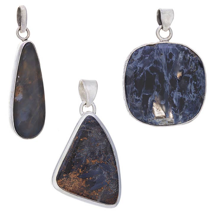 Grande ciondolo in pietersite di forme assortite (da 36 a 54 mm di altezza) per la vendita all'ingrosso da parte di Kheops BLJ Jewelry