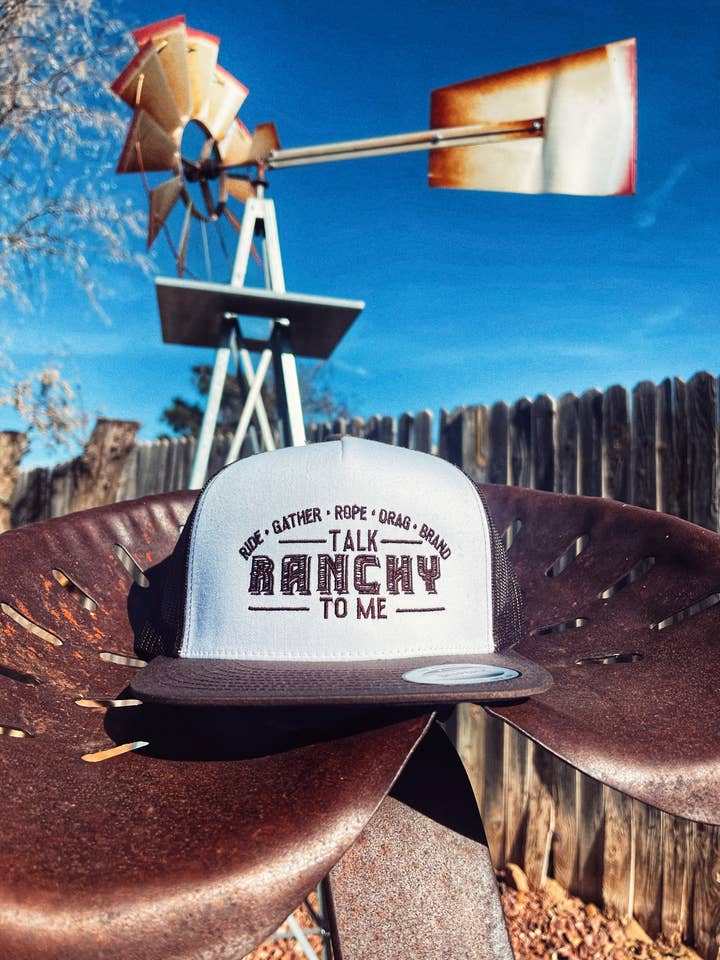 Cappello Talk Ranchy to me marrone/bianco per la vendita all'ingrosso da parte di Buckin Barn Wholesale