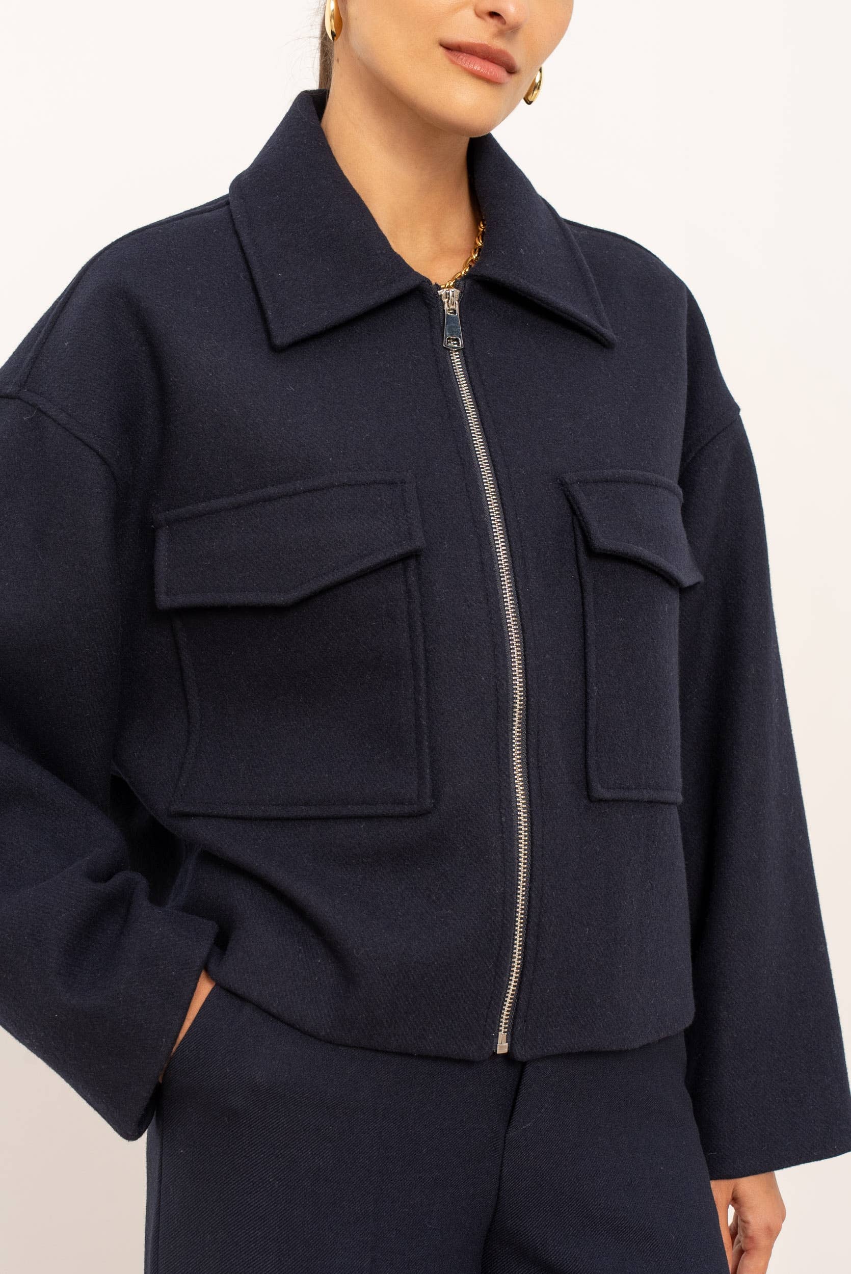 Attentif Paris - Wholesale Jacket - Women's - Structured short jacket in blended wool with patch pockets6