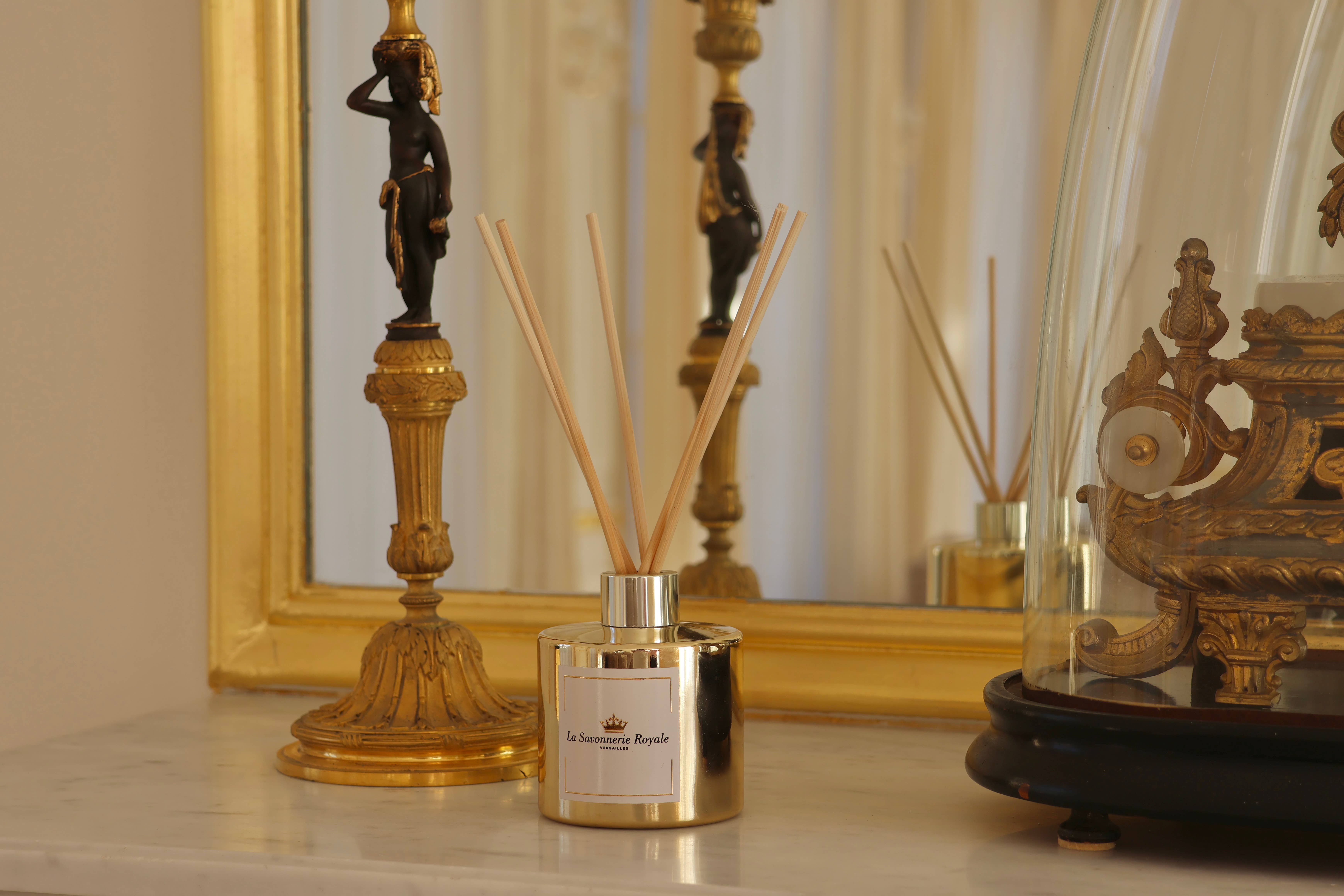 Hvid Le Bassin de Neptune Duftspreder for engroshandel på Faire