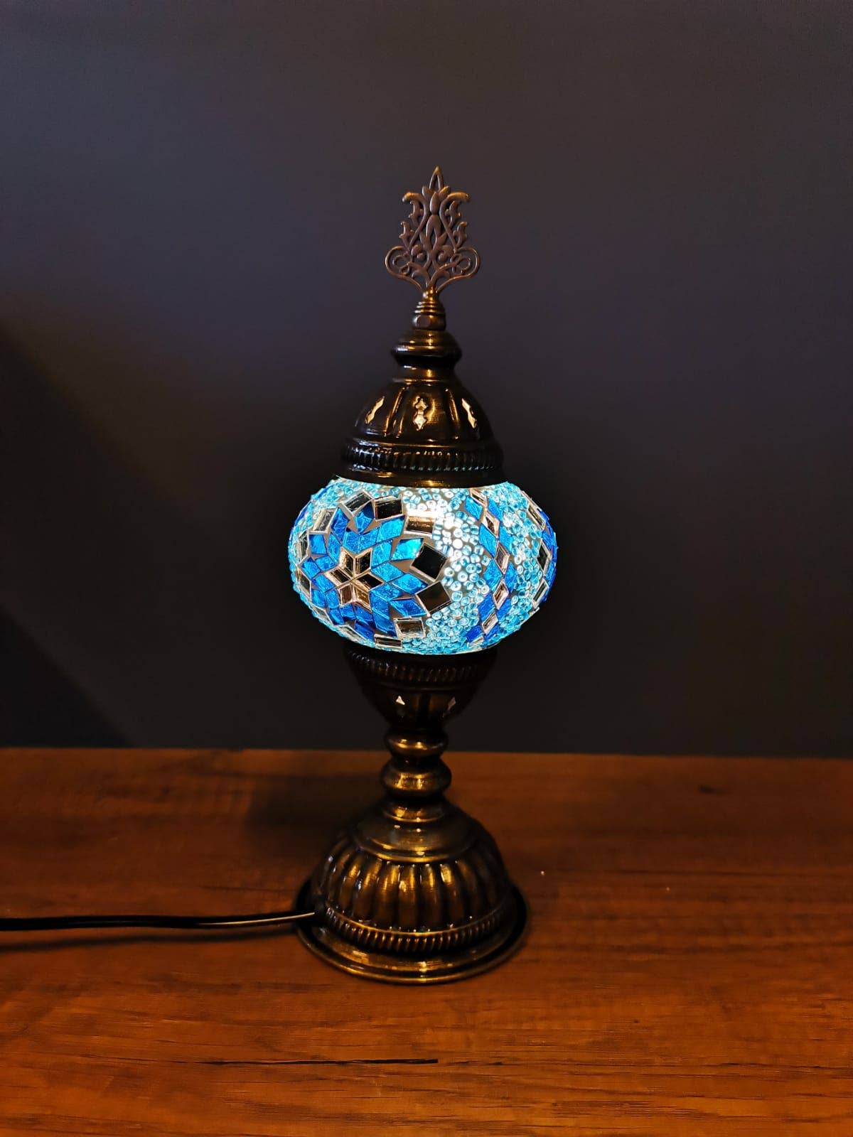Import Corner - Wholesale Accent/Desk Lamp - 96311-20: BOXED TURKISH MOSAIC NIGHTLIGHT W/ 3"PRESSED SHADE8