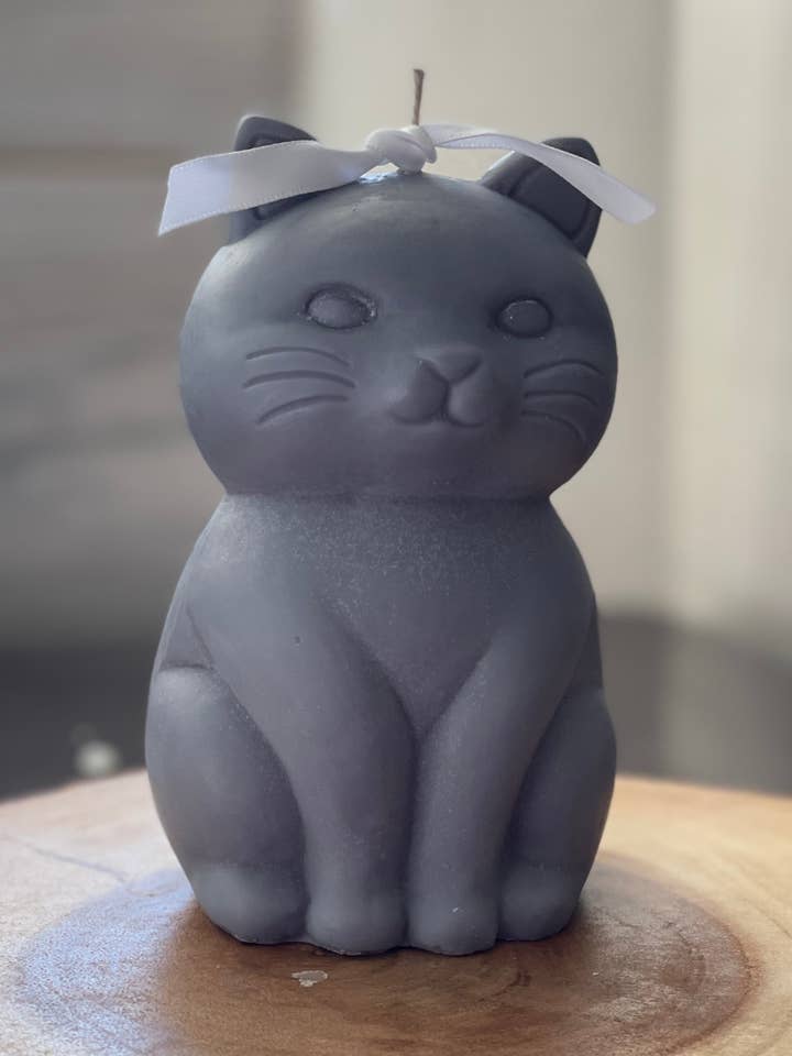 Large Cat Candles for wholesale by Candleglambyperry
