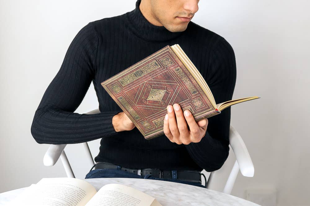 Chronicle Books - Wholesale Planner - Paperblanks 2026 First Folio Min Horizontal Hardcover 12MPln1