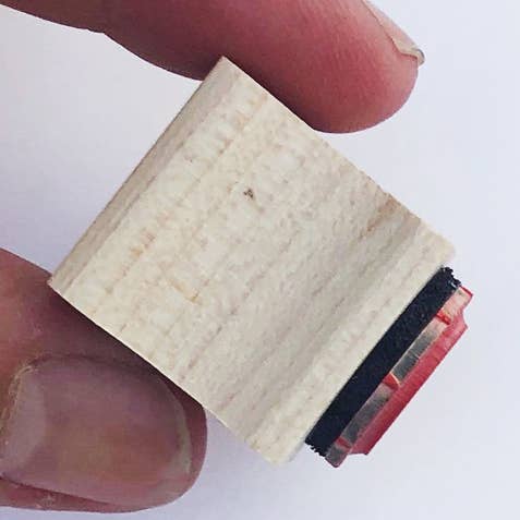 Journaling Girl MINI Ikon gummi for engroshandel hos New Moon Paper Goods