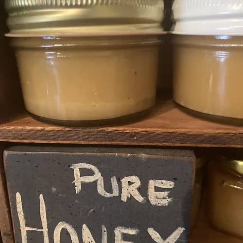 Honeybee Herbs - Wholesale Honey - Raw Unfiltered Honey