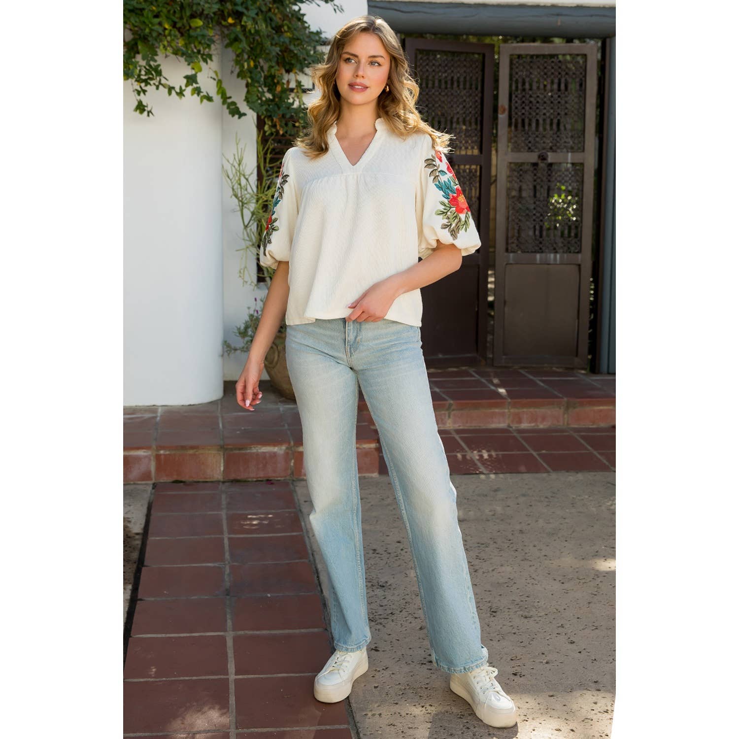 CRÈME Top à manches bouffantes brodé en vente sur Faire2