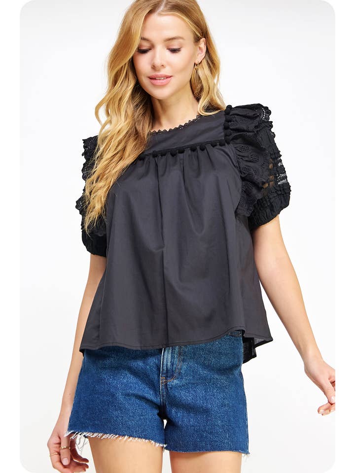 Geborduurde kanten blouse met pomponversiering voor wholesale door Strut & Bolt