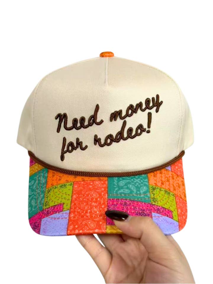 BESOIN D'ARGENT POUR UNE CASQUETTE EN TOILE DE RODEO pour la vente par Summer Tees