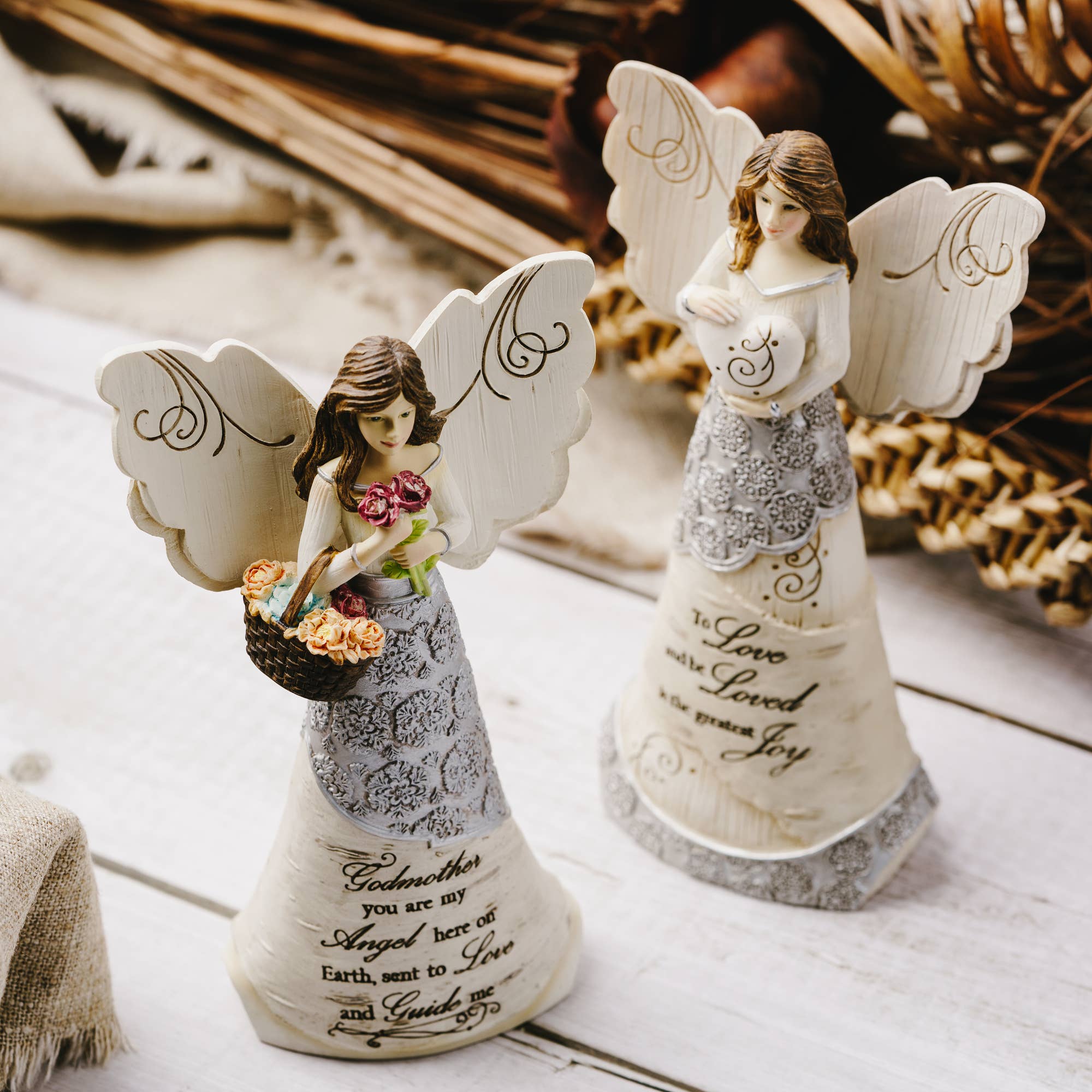 Pavilion – wholesale Dekorativ statyett – Gudmor - 6" ängel med korg med blommor2